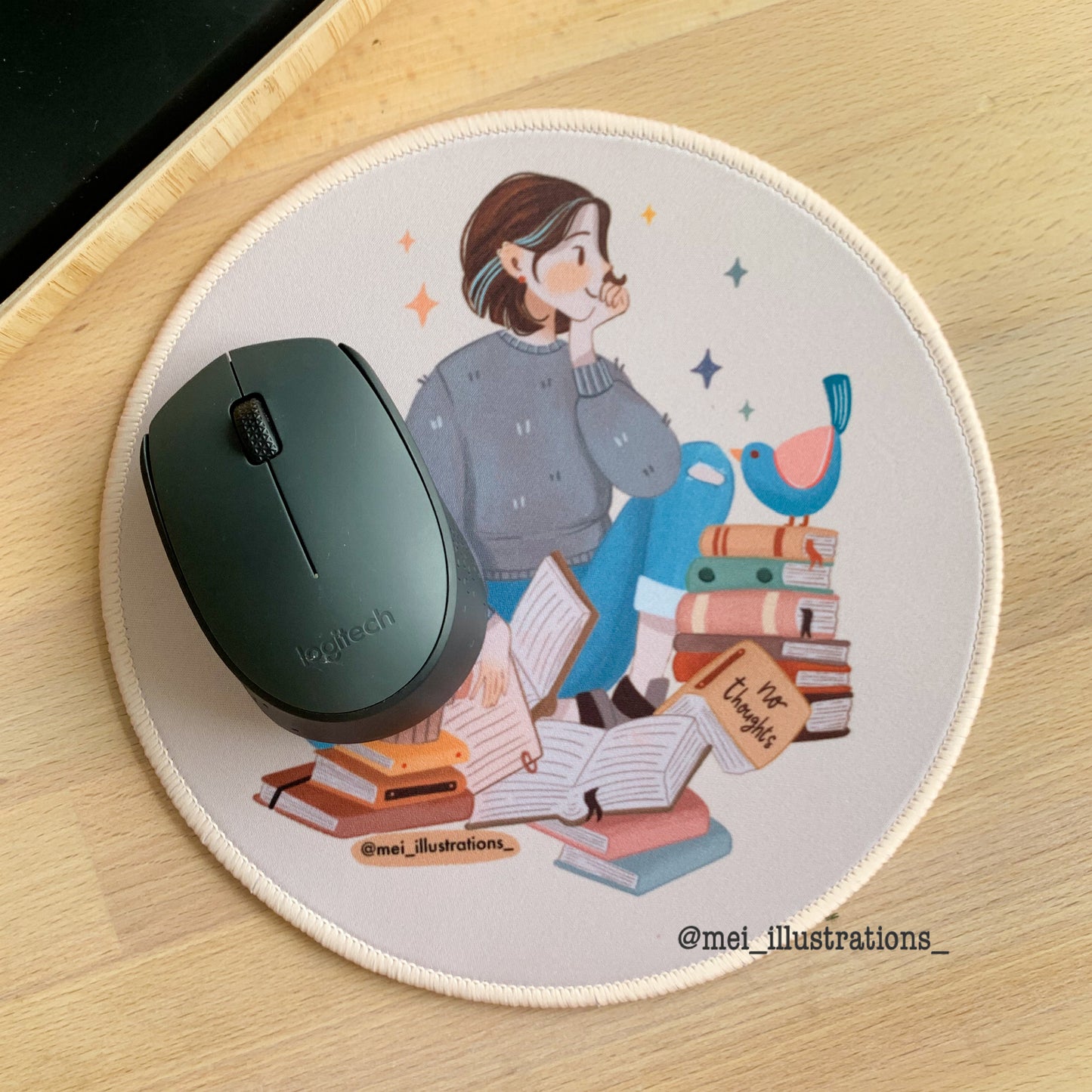 Bookworm mouse pad